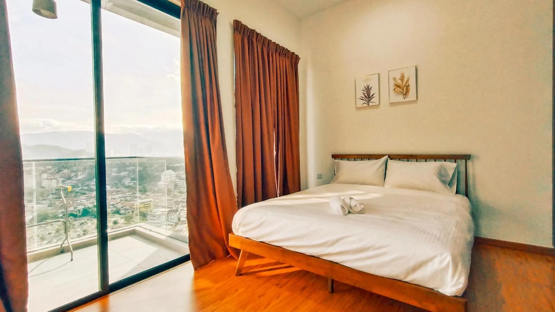 New Georgetown Instagramable 2Br Homestay For 10Pax 无敌美景两房民宿 Beacon Executive Suite 公寓