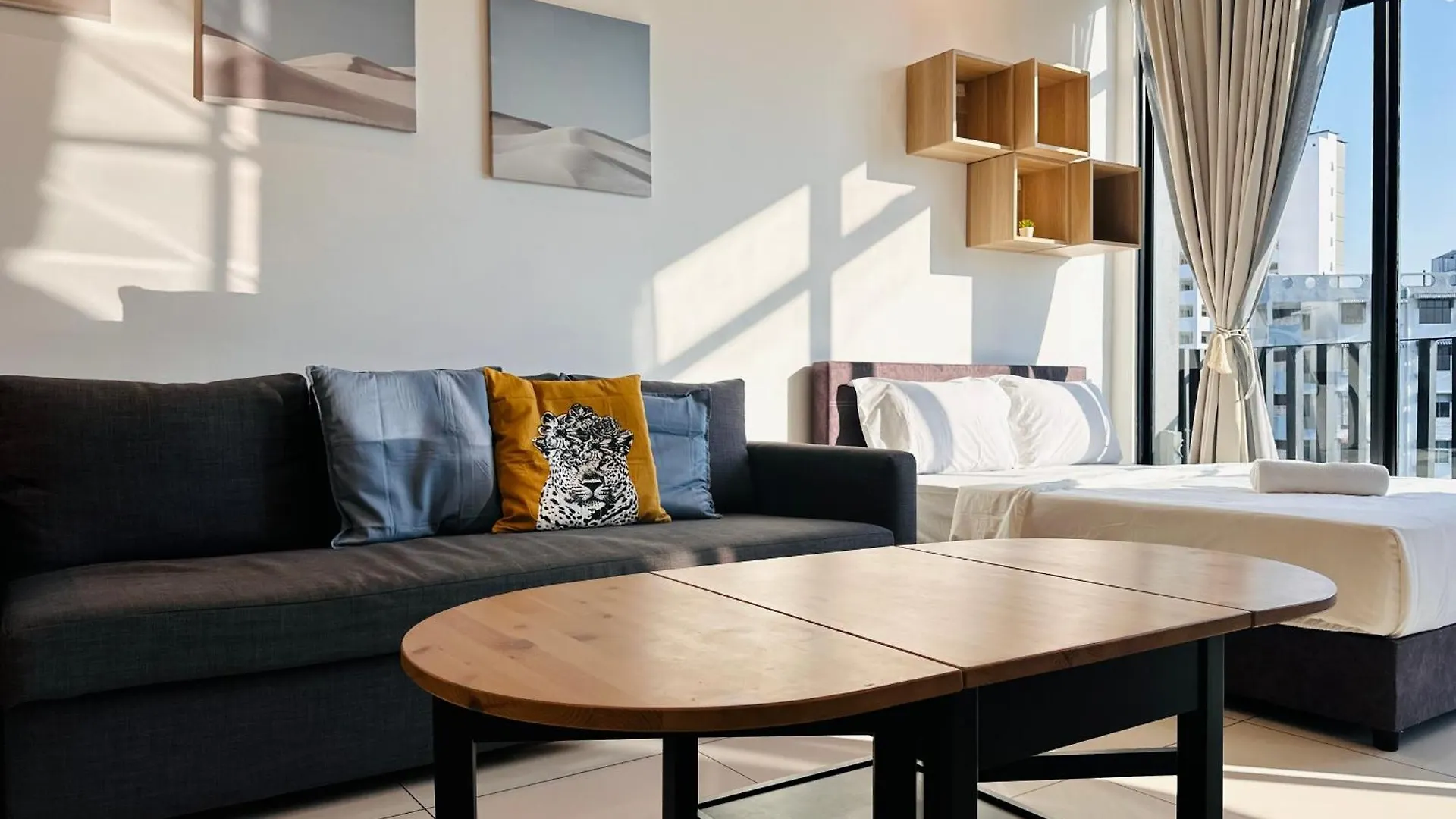 New Georgetown Instagramable 2Br Homestay For 10Pax 无敌美景两房民宿 Beacon Executive Suite 0*, 乔治敦 马来西亚